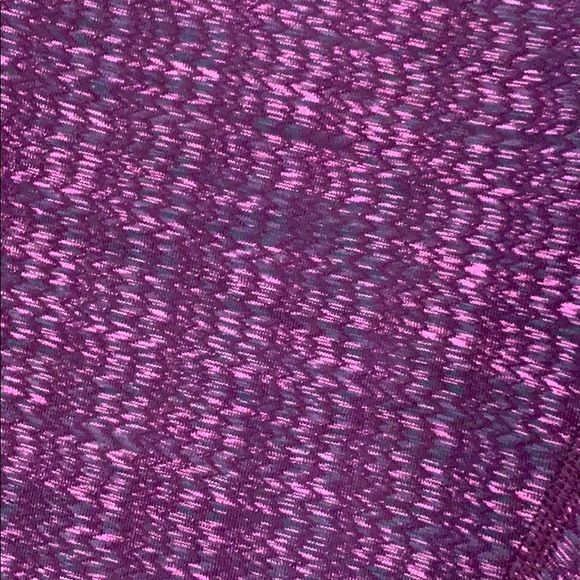 Closet overflowing with Lululemon - Picture 3 of 4